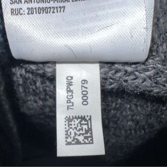 American Eagle Seriously Soft Red Black Gray Colorblock Sweater Men Size Large - Picture 7 of 9